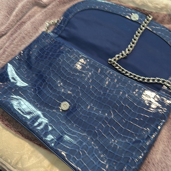 NWOT WHBM Oversized Clutch - Picture 10 of 12